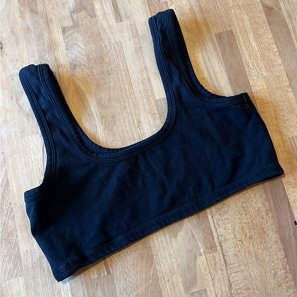 XL ARQ wide strap black bra used